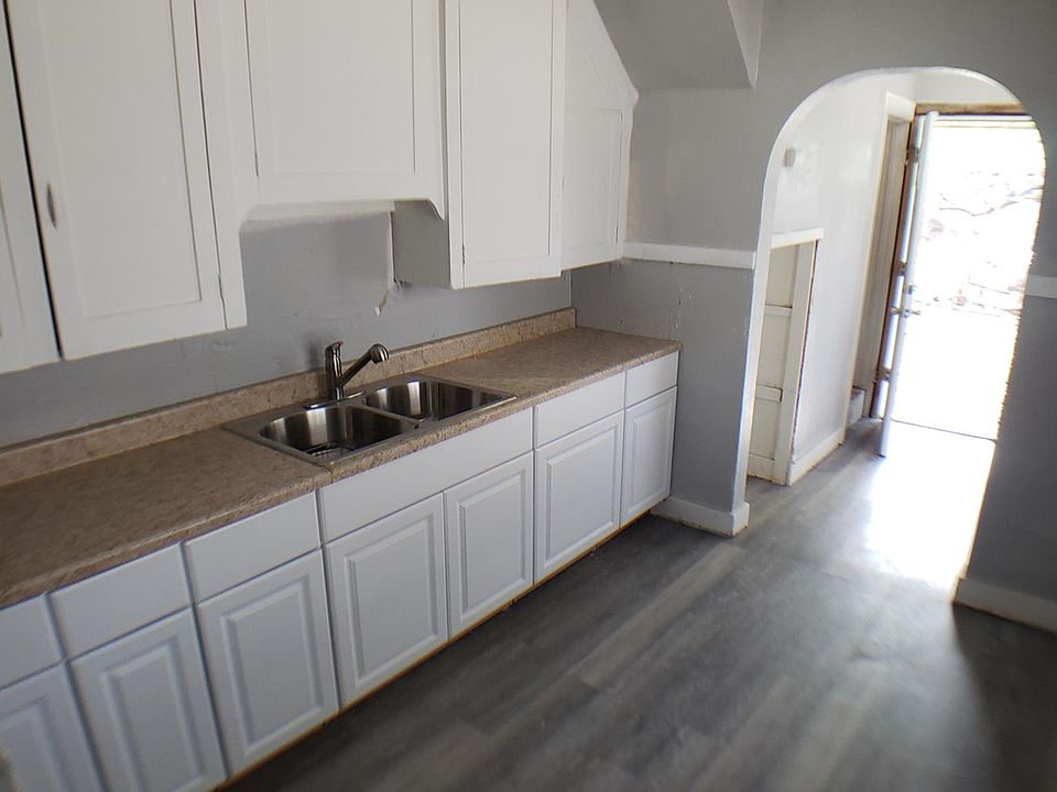 2nd image of 5630 Park Ave