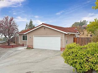 831 Sandy Cove Dr, Rodeo, CA 94572