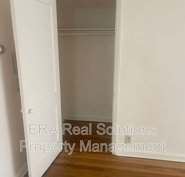 47 N Hampton Rd #D — Photo 14