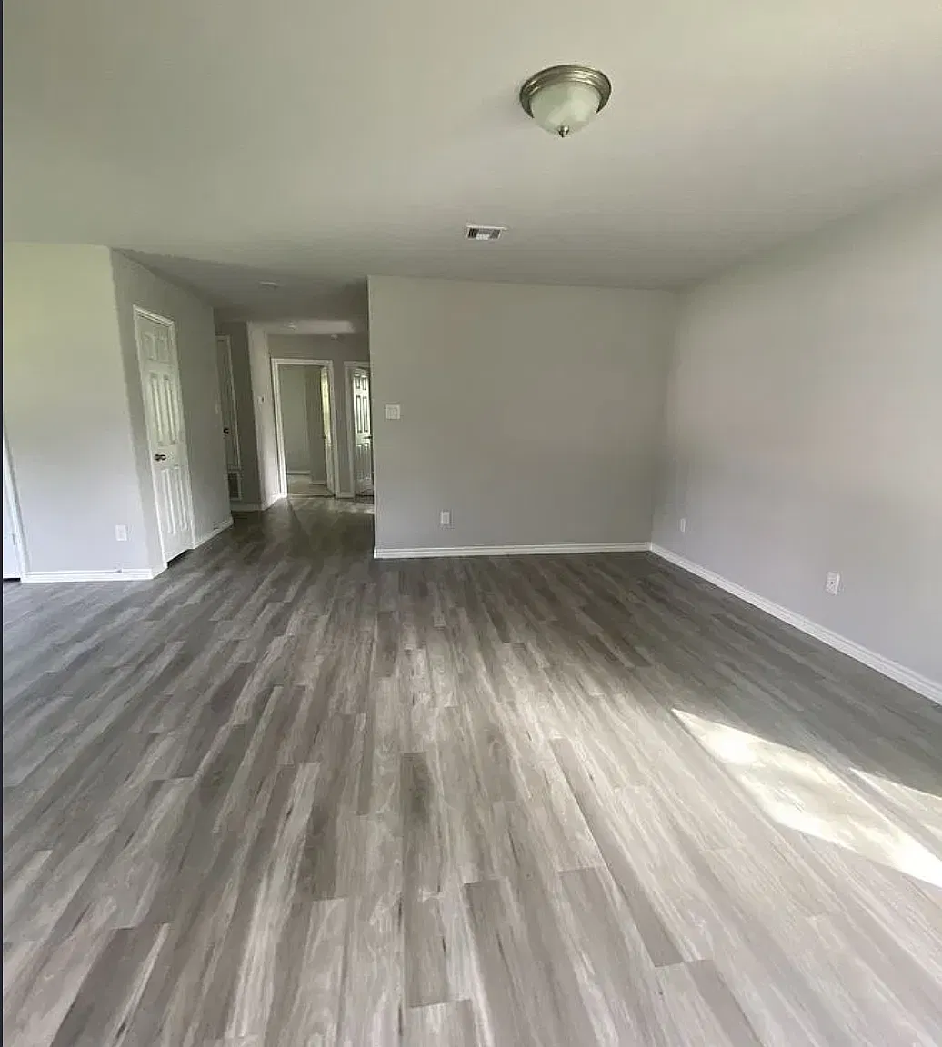 3 bed, 1040 sqft, $1,475 — Photo 4