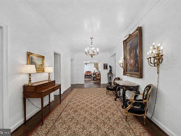 4th image of 2101 Connecticut Ave NW #6
