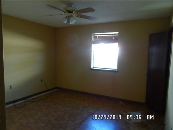 2nd image of 140 Gardenia Ln