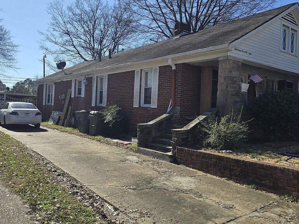 2nd image of 1379 Quinn Ave