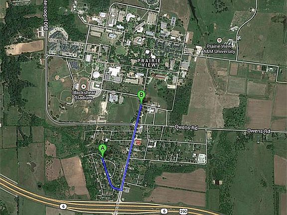 Look how close this house is to campus!! Less than one mile away!