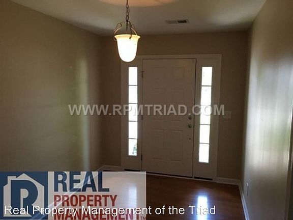 2nd image of 1143 Langston Dr