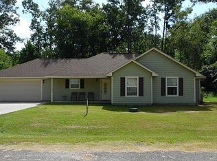 144 Strawberry St, Onalaska, TX 77360