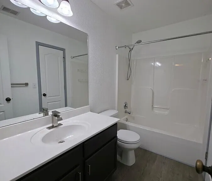 3107 NW Gateway Dr — Photo 6