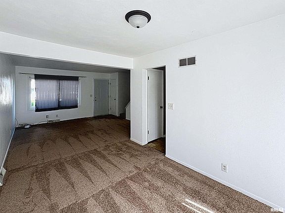 5th image of 6109 Western Ave