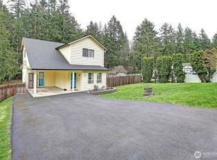 922 Dolphin St, Camano Island, WA