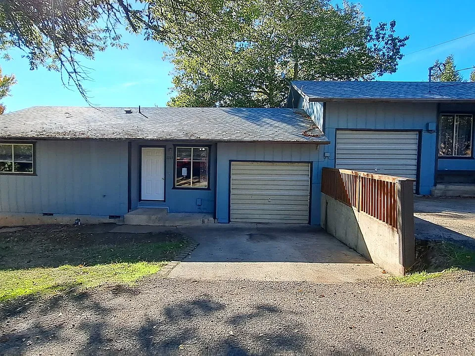 1163 Ridge Ave