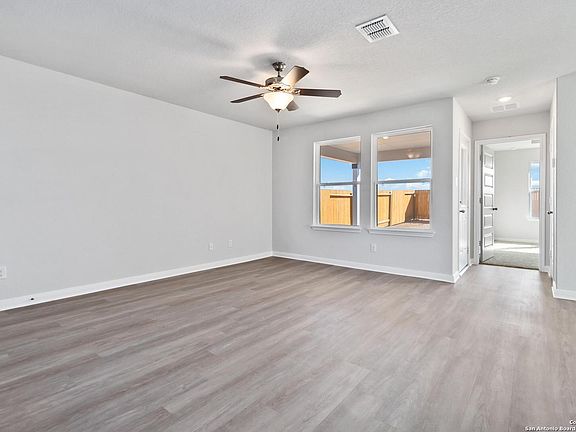4th image of 8625 Merlin Cove