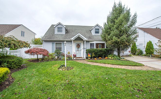 1st image of 2142 North Dr