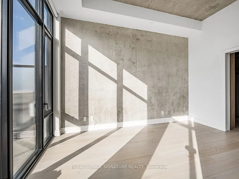608 Richmond St W #1402 — Photo 10