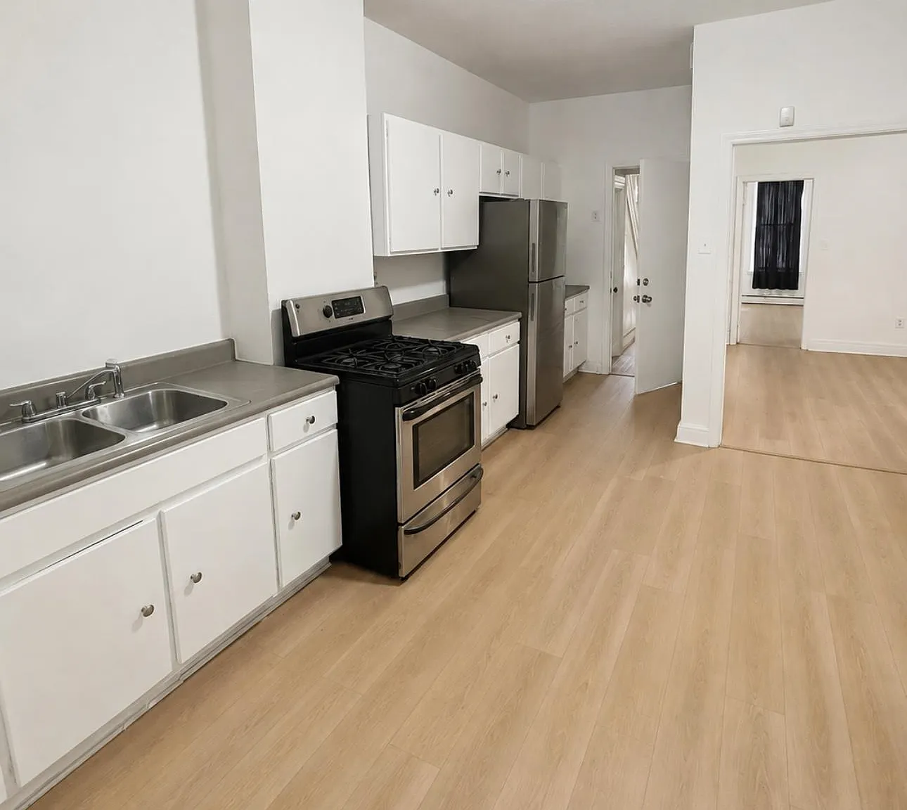 2 bed, 1.0 bath, $1,875 — Photo 3