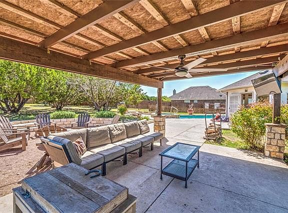 2nd image of 113 Stallion Way