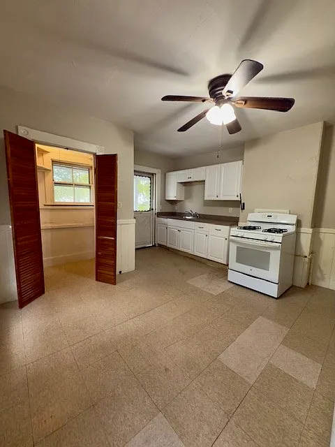 2 bed, 1.0 bath, 1100 sqft, $2,400 — Photo 4