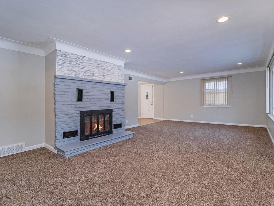 4319 S 12th St, Kalamazoo, MI 49009 Zillow