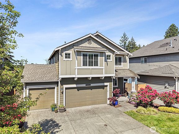 2nd image of 15216 79th Avenue E