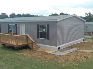 33 Mobile Rd, Washington, PA 15301