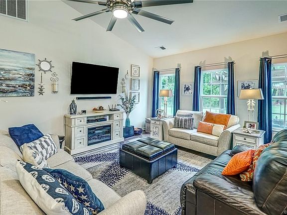 4th image of 10835 White Dogwood Dr