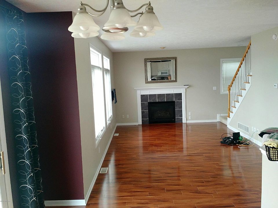 2nd image of 6744 Summerbreeze Dr SE