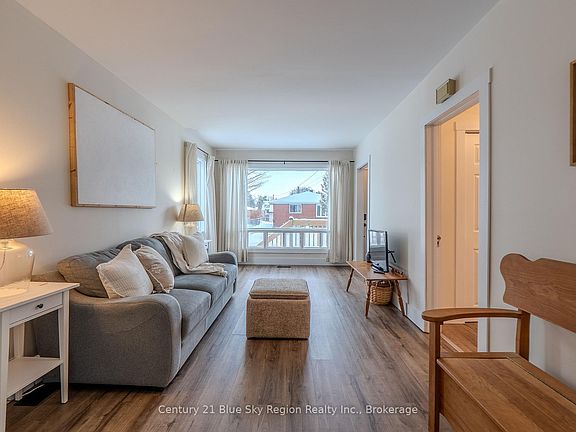3rd image of 140 Greenwood Ave