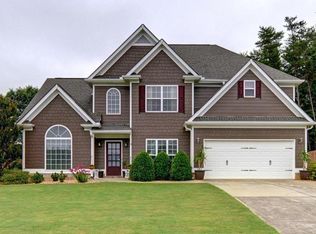 27 N Village Cres, Rydal, GA 30171
