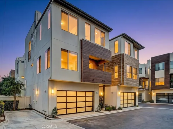 24 Ebb Tide Cir, Newport Beach, CA 92663