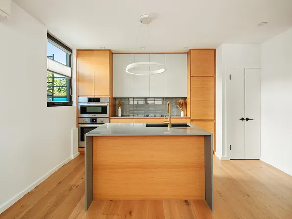 20-48 Steinway Avenue image 1 of 10