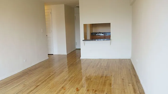 Rented by Smart NY Realty LLC | media 10