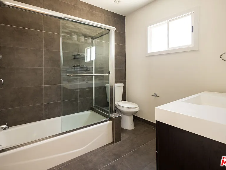 10901 Terryview Dr — Photo 16
