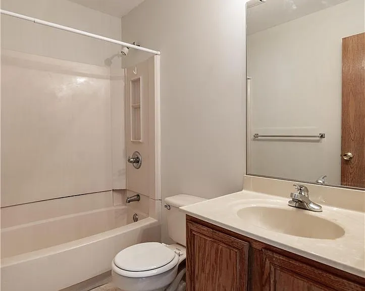 48 Olde Penn Dr — Photo 33