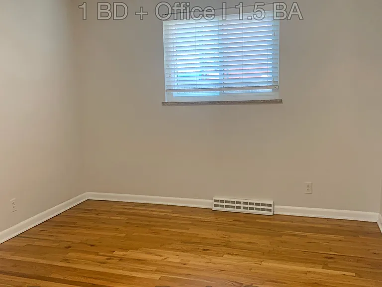 Home Office/Bedroom #2