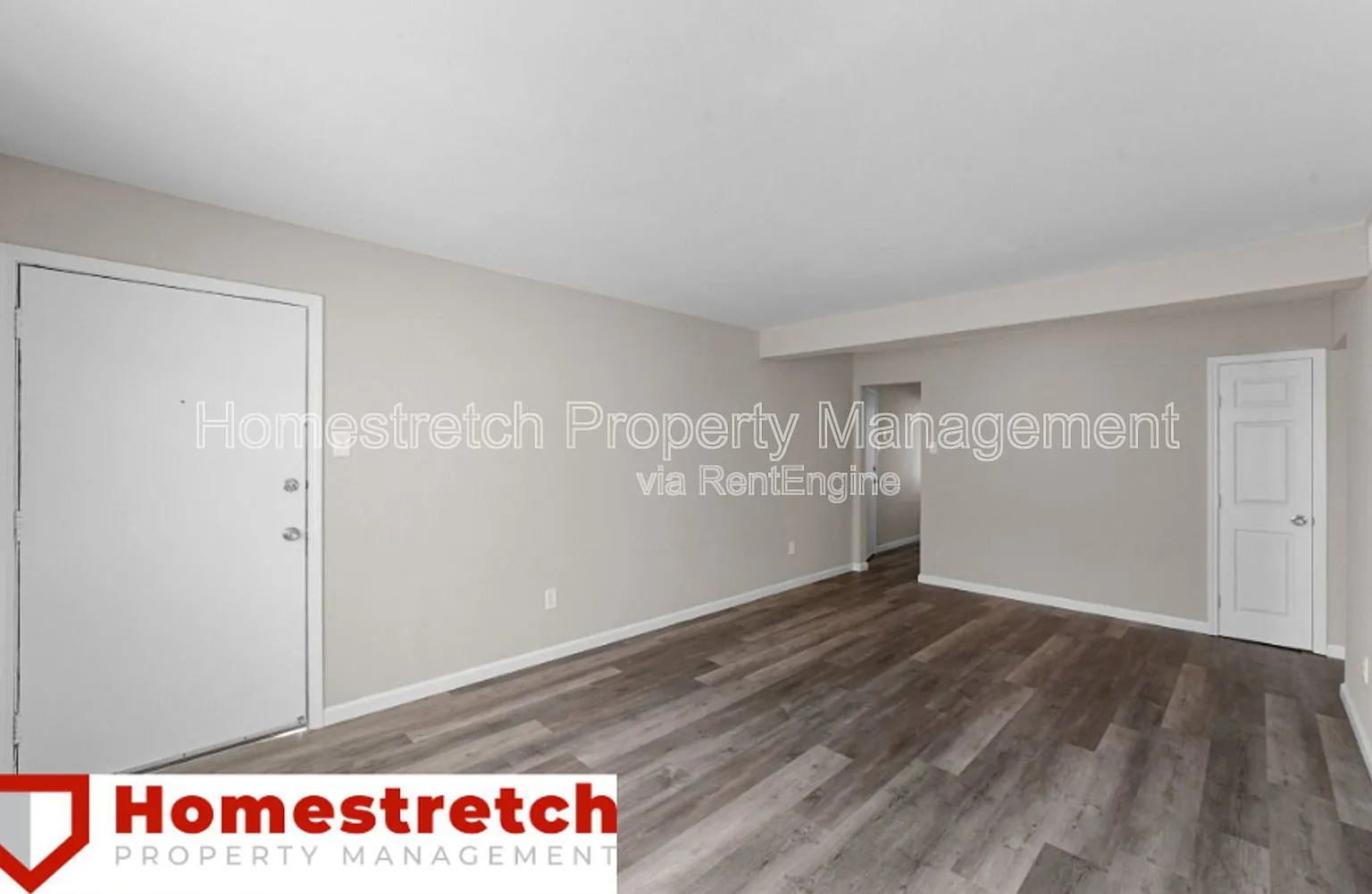 Bruce Court — Photo 4