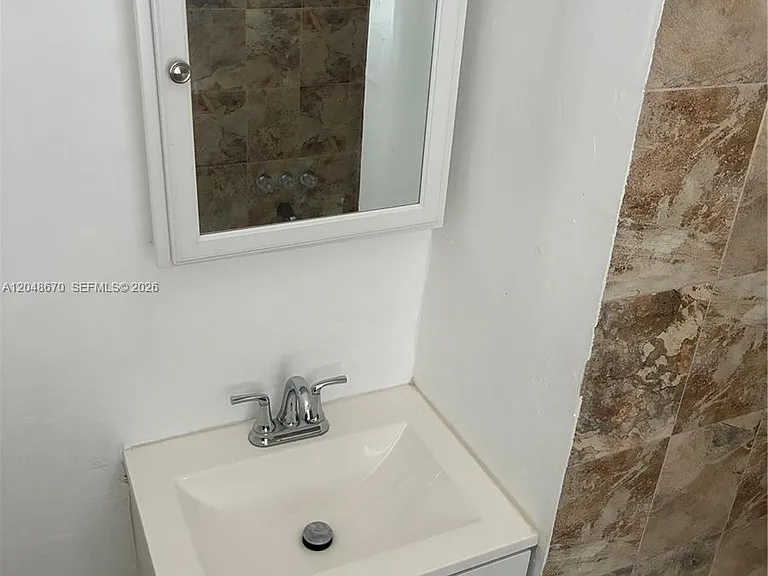 8020 Abbott Ave #6 — Photo 8