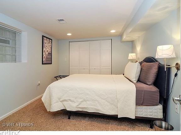 4th image of 4926 N Karlov Ave