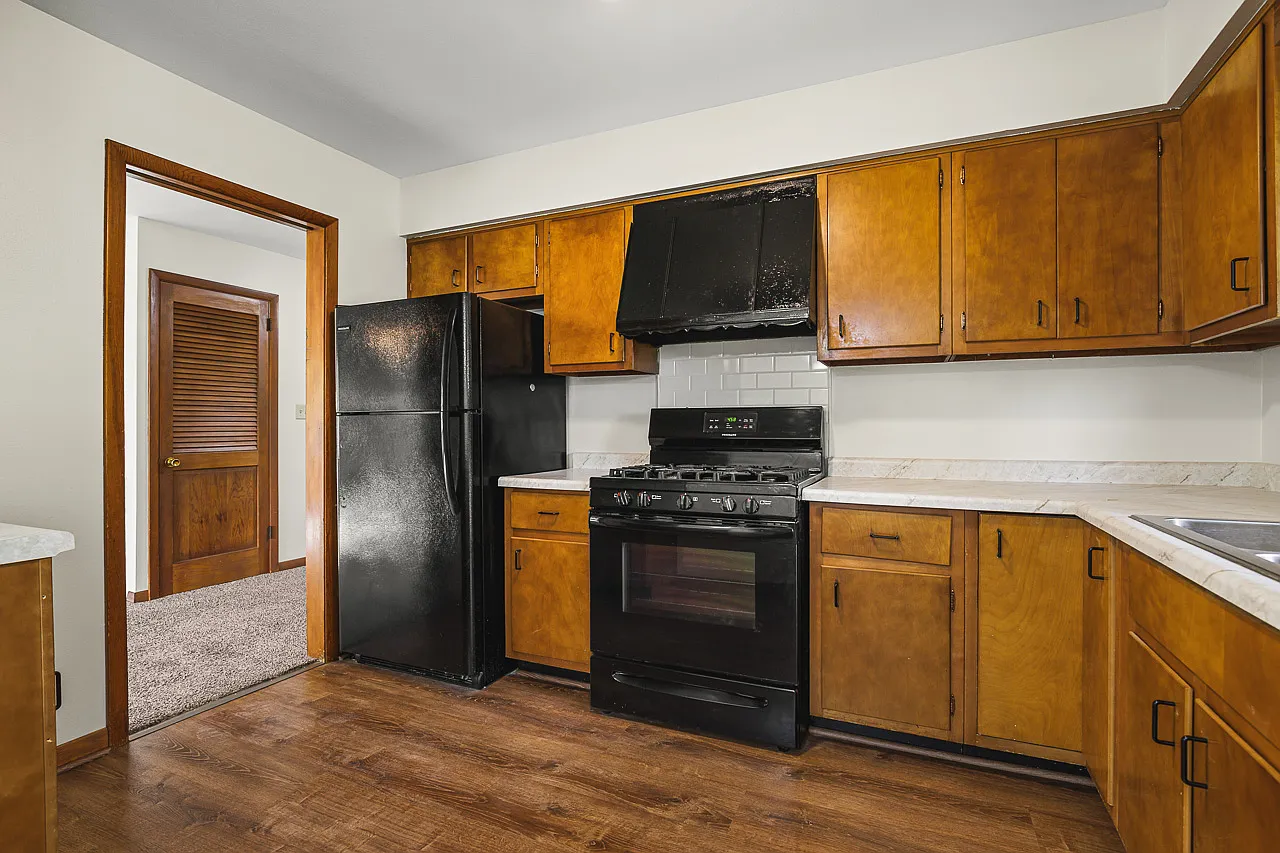 404 Woodrow St — Photo 3