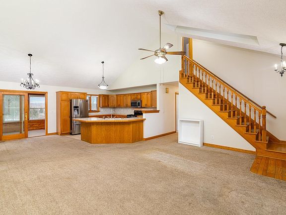 3rd image of 7641 Kinney Rd