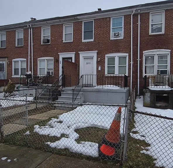 438 Main St #R — Photo 1