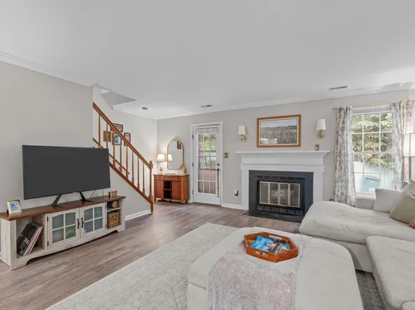 111 S McLean Ct, Cary, NC 27513