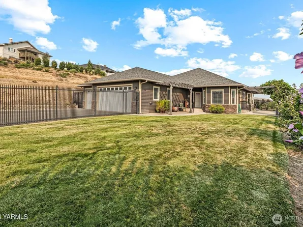 11601 Marble Court, Yakima, WA 98908