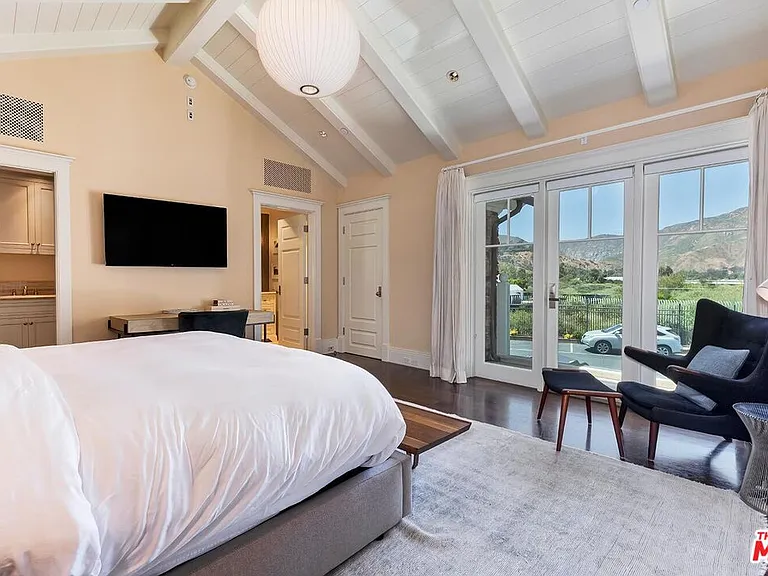 119 Malibu Colony Rd — Photo 18