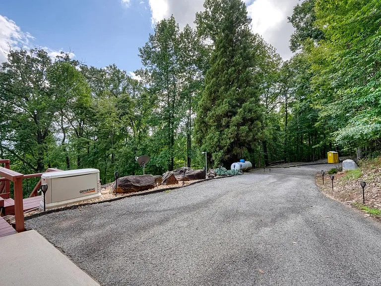 358 Kellie Drive II #II — Photo 50