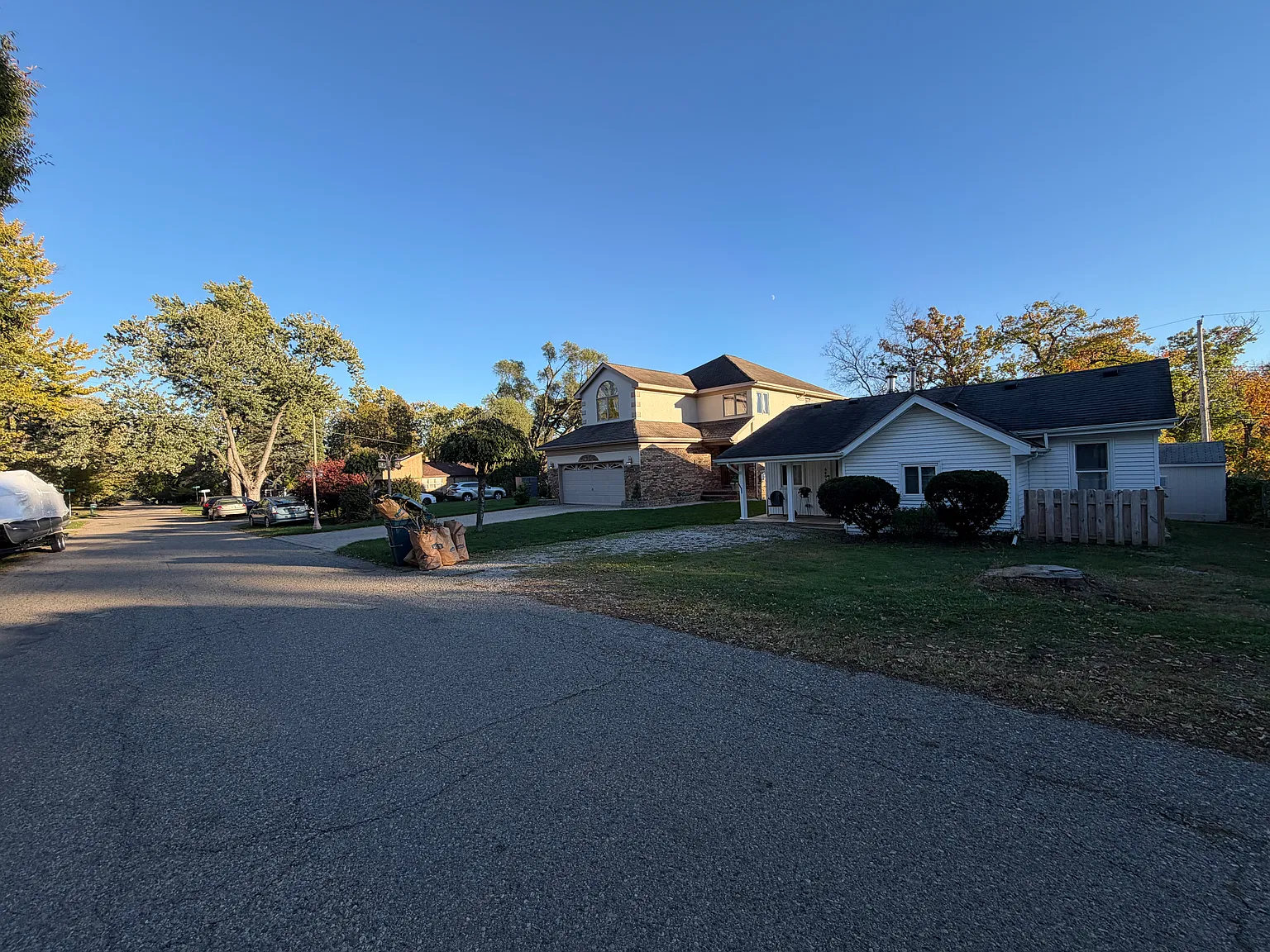 3 bed, 964 sqft, $2,100 — Photo 4