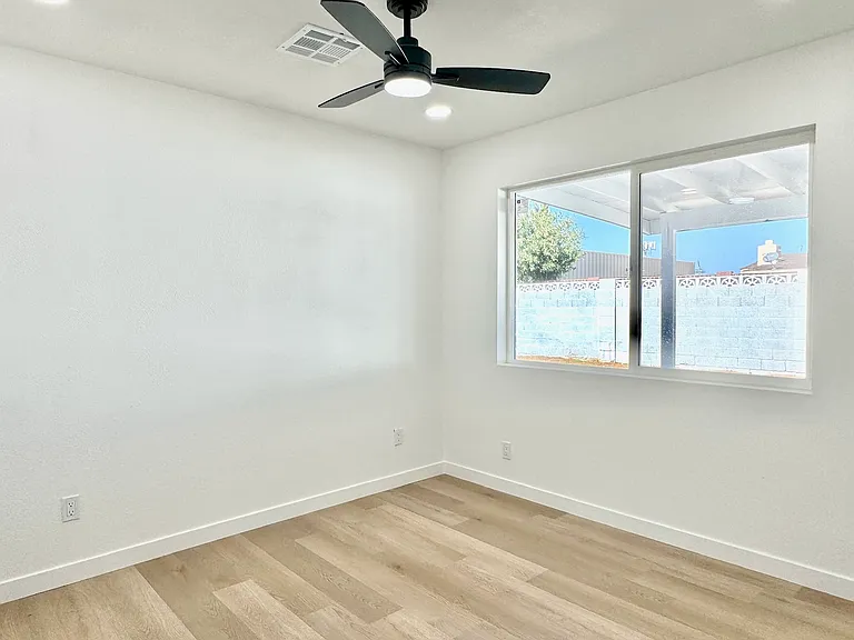 Guest Room 2