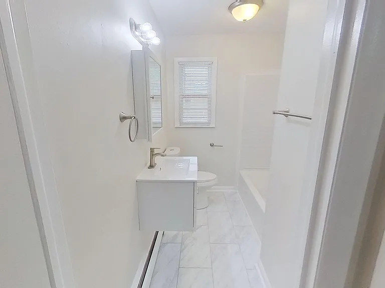 420 Delaware Ave #5 — Photo 18