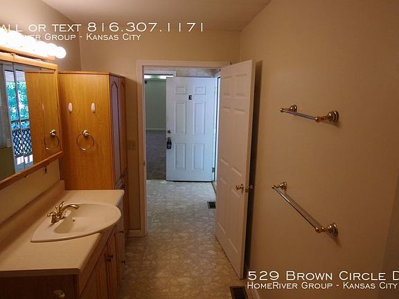 4th image of 529 Brown Circle Dr
