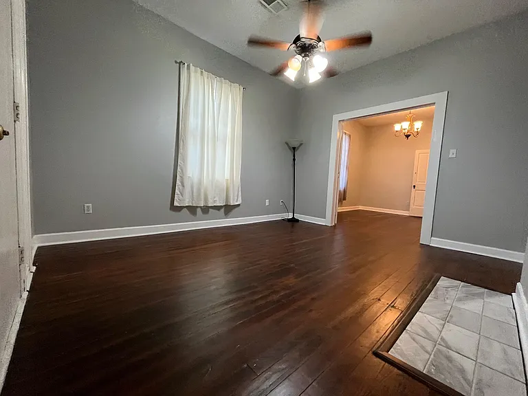 1834 Saint Roch Ave — Photo 3