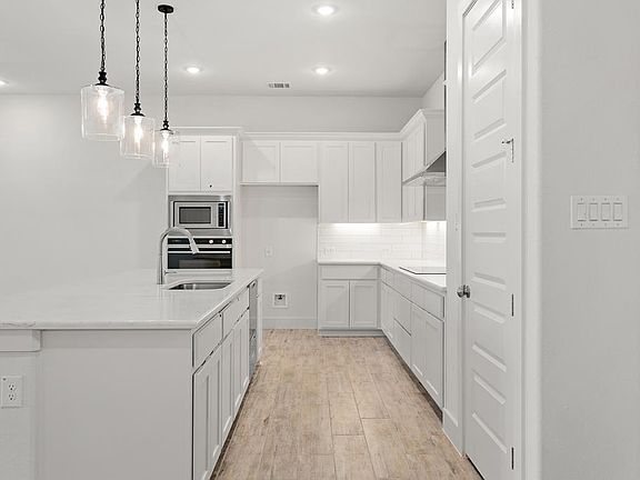 5th image of 3200-6 Pinnacle Club Dr