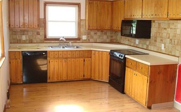 3rd image of 1346 16th Ave S